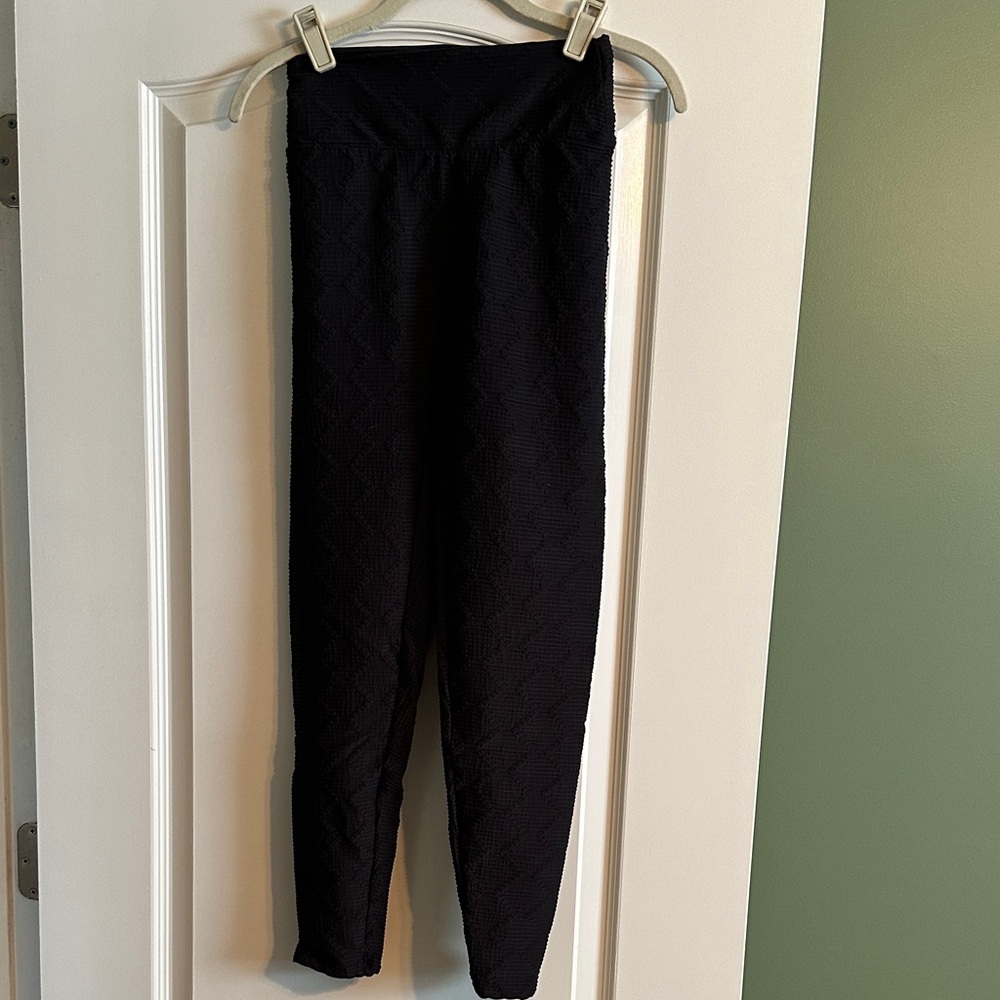 Booty by Brabants Black Textured Leggings